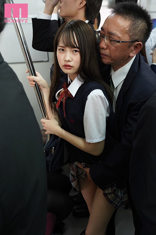 満員電車で触られているのに何も言えない陰キャ女子がいたので翌日から僕が奪って追撃痴●した。 松本いちか